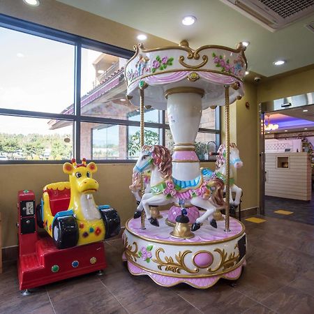 Famille Spa Resort Seogwipo Luaran gambar