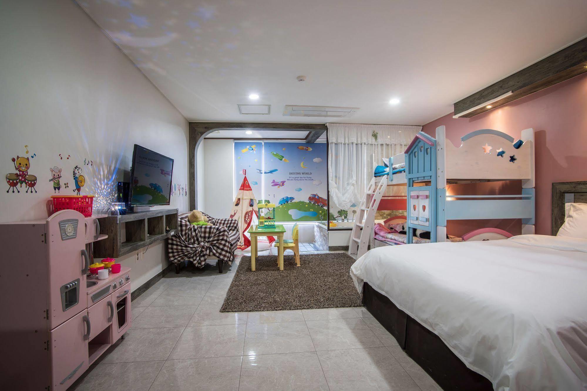 Famille Spa Resort Seogwipo Luaran gambar