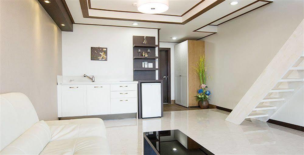 Famille Spa Resort Seogwipo Luaran gambar