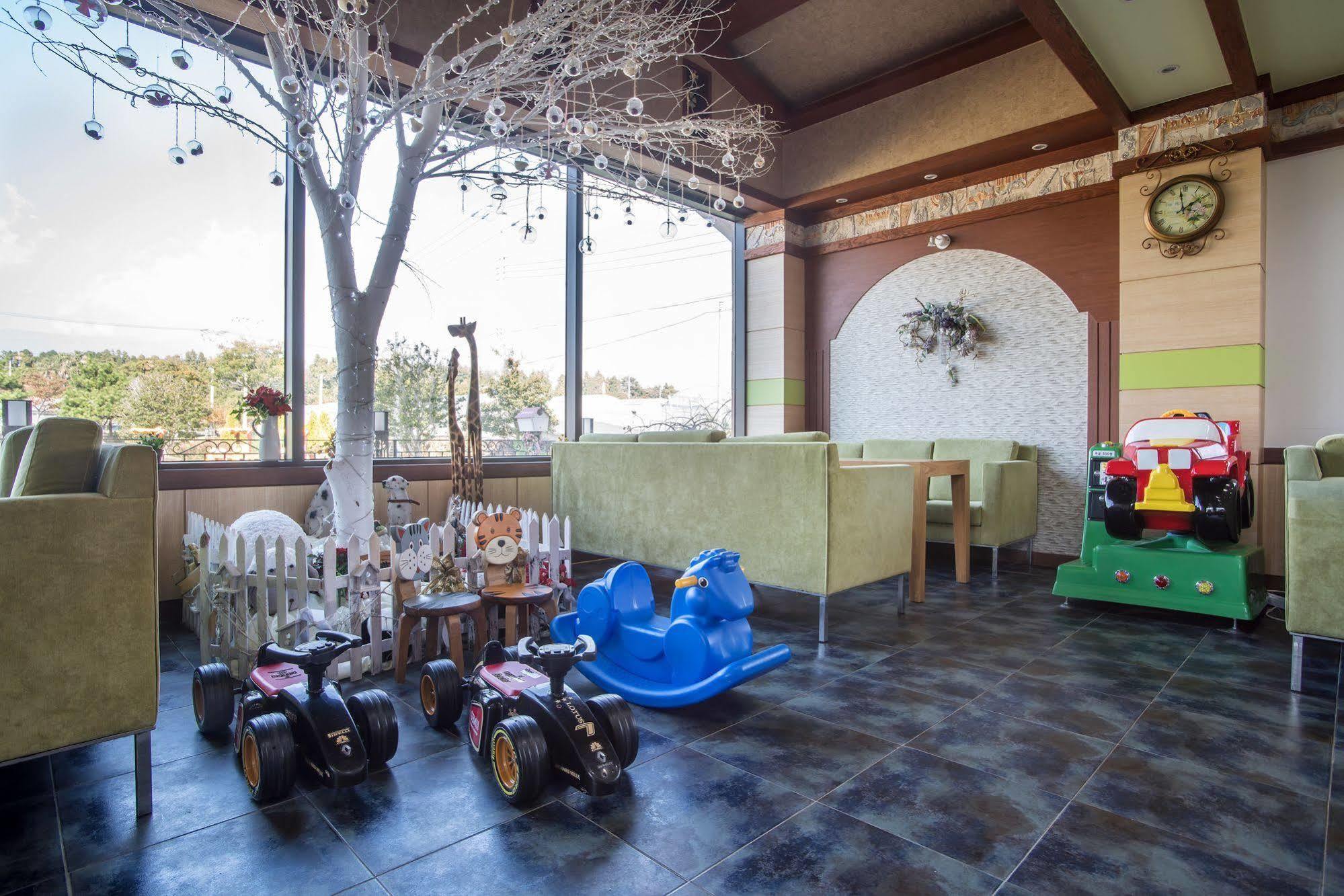 Famille Spa Resort Seogwipo Luaran gambar