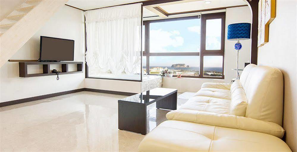 Famille Spa Resort Seogwipo Luaran gambar
