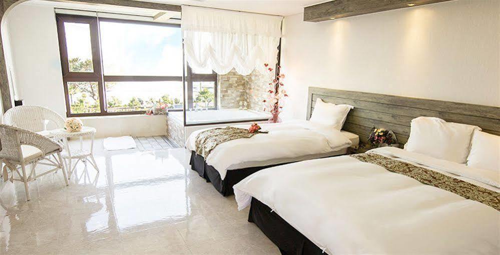 Famille Spa Resort Seogwipo Luaran gambar